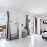 Diamond Arillas Luxury