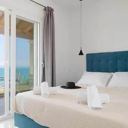 Diamond Arillas Luxury Apartmán *